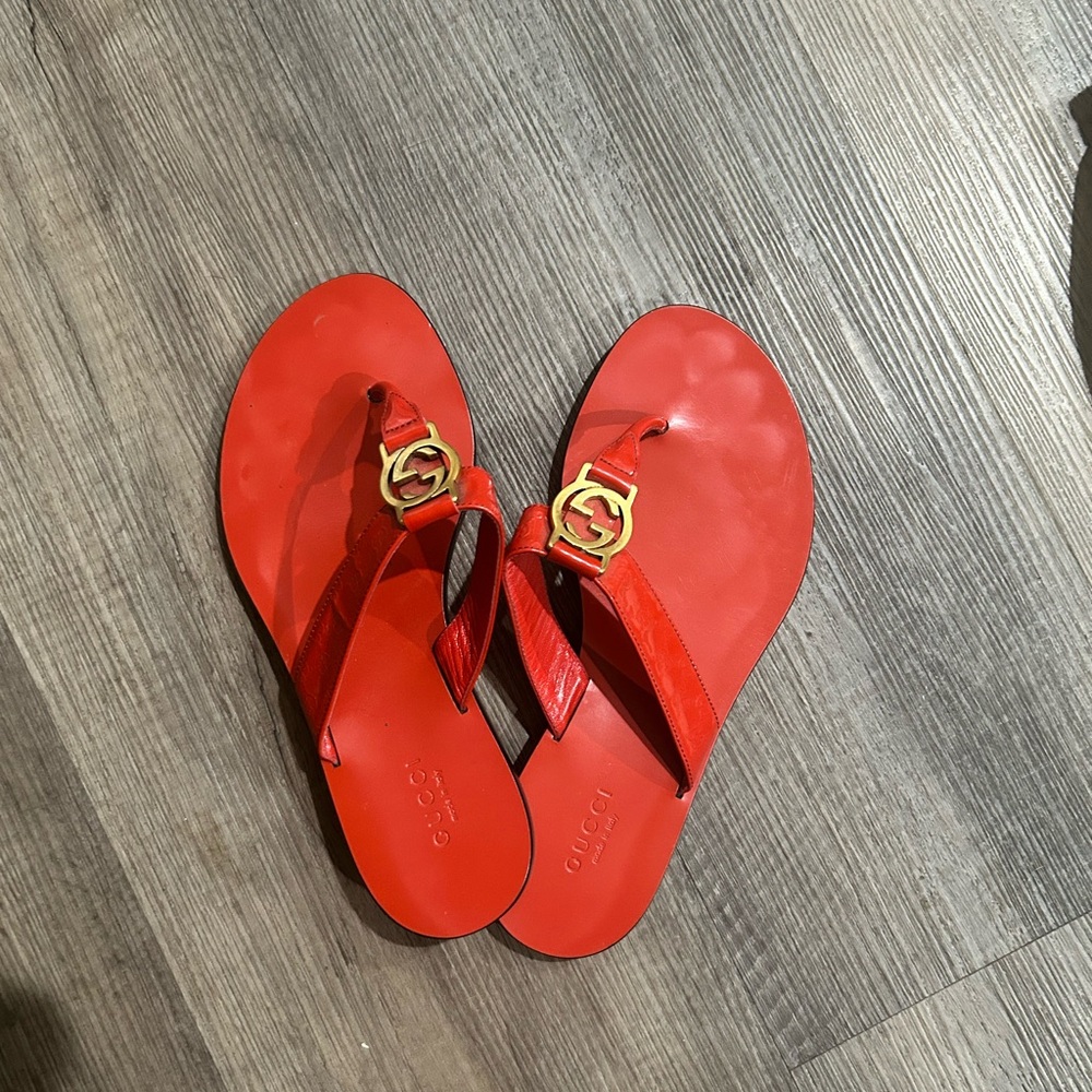 Gucci Red Sandals with Gold Emblem